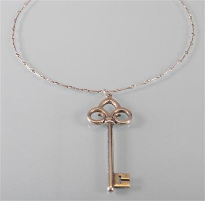 Tiffany & Co Schlüsselanhänger an Fassonhalskette - Kunst, Antiquitäten und Schmuck