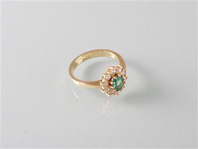 Smaragd Brillantring zus. ca.0,50 ct - Umění, starožitnosti, šperky