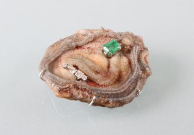 Brillant Smaragd Quarzdruse Brosche - Antiques, art and jewellery
