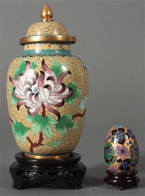 1 Cloisonnedeckelvase, 1 Cloisonneei - Kunst, Antiquitäten und Schmuck