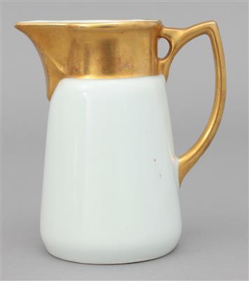 1 Milchkanne, 1 Zuckerdose, 1 Tasse mit Untertasse, 5 Pillendosen, 2 Schalen 19./20. Jh. - Kunst, Antiquitäten und Schmuck