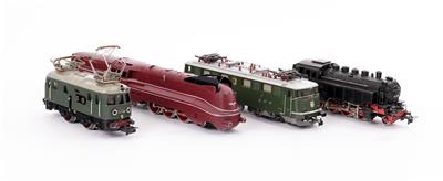 4 verschiedene E-Loks, eine davon mit Tender, Märklin Spur H0 - Arte e antiquariato