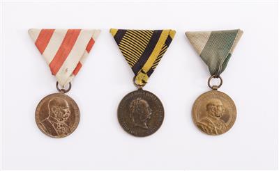 Drei Orden zu Regierungsjubiläen Kaiser Franz Joseph I. von Österreich, 19. Jahrhundert - Kunst und Antiquitäten