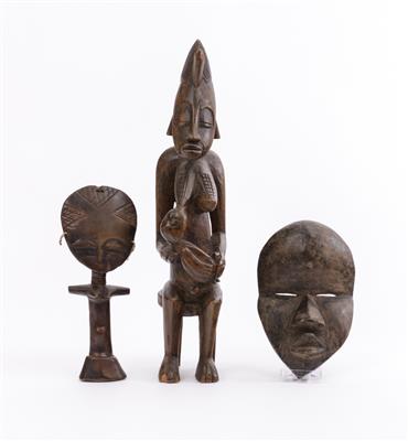 3 afrikanische Skulpturen, 20. Jh. - Umění a starožitnosti