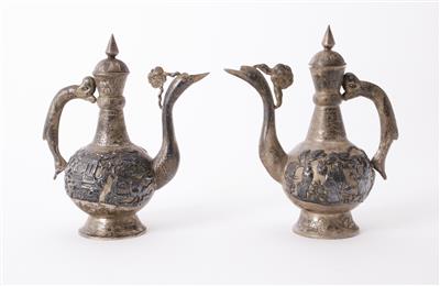 Paar Chinesische Schenkkannen, Qing-Dynastie, wohl 18. Jahrhundert - Kunst und Antiquitäten