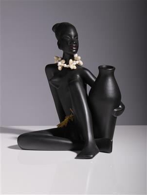 Sitzende Afrikanerin mit Muschelkette, Gmundner Keramik - Arte e antiquariato