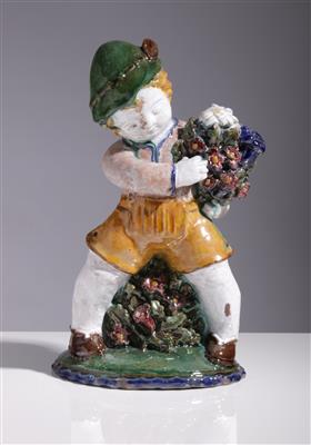 Knabe mit Alpenblumen, Entwurf Fritz Seibe, Ausführung Rudolf Sommerhuber, Steyr, um 1921 - Umění a starožitnosti