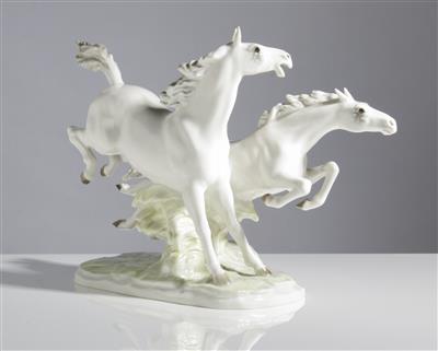 Pferdegruppe - Galoppierendes Schimmelpaar, Entwurf Max Hermann Fritz (1873-1948), Fa. Hutschenreuther, Selb - Arte e antiquariato