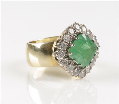Brillant Smaragdring, Brillanten zus. ca. 0,80 ct - Jewellery and watches
