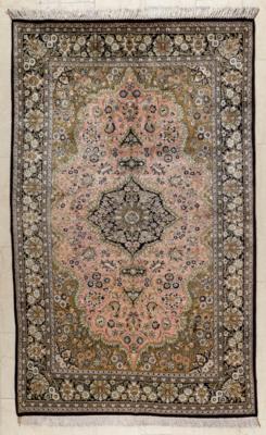 Ghom Seidenteppich, ca. 220 x 137 cm, Zentralpersien, Ende 20. Jahrhundert - Antiquitäten, Möbel & Teppiche