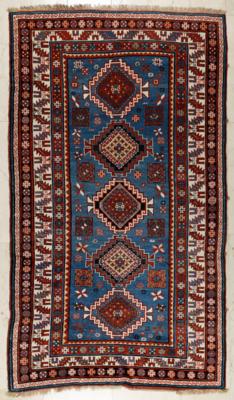 Kazak Teppich, ca. 255 x 149 cm, Südwestkaukasus, 2. Hälfte 20. Jahrhundert - Umění, starožitnosti, šperky