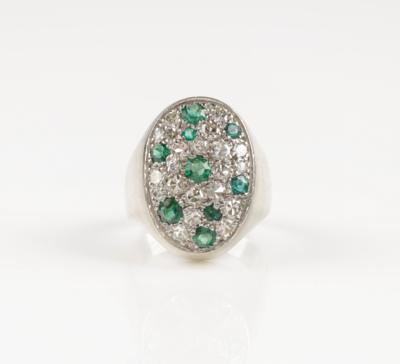 Diamant Smaragdring, Diamanten zus. ca. 1,0 ct - Gioielli e orologi