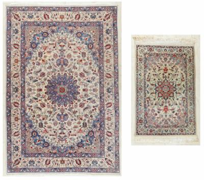 Zwei China-Isfahan Teppiche, ca. 182 x 124 cm bzw. ca. 95 x 62 cm, China, Ende 20. Jahrhundert - Art, antiques, furniture and technology