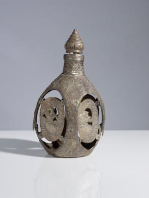 Flaschenförmiges Silber Objekt (Kerzenschirm ?), Burma - Arte, antiquariato e gioielli