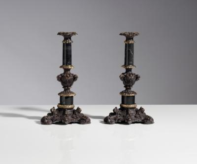 Paar dekorative Kerzenleuchter, 20. Jahrhundert - Kunst & Antiquitäten