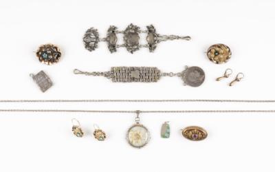 Konvolut Silberschmuck, alles um 1900 - Jewellery and watches