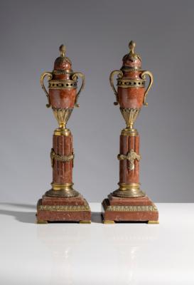 Paar Dekorvasen, sog. Cassoletten im Louis XVI-Stil, 20. Jahrhundert - Arte e antiquariato