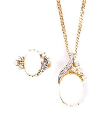 Opal-Diamantschmuckgarnitur - Jarní aukce
