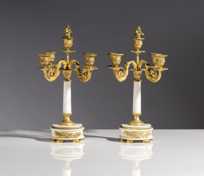 Paar Kerzenleuchter im Louis-Seize-Stil, 19. Jahrhundert - Herbstauktion