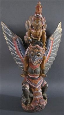 Götterfigur (brahmanischer Hohepriester) auf dem Flügellöwen Singha reitend, Indonesien, Bali, 20. Jdht. - Arte, antiquariato e gioielli