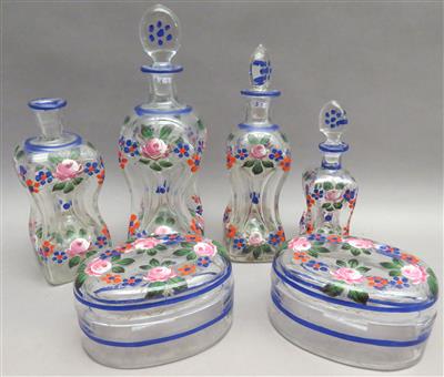 4 Flaschen in Kuttrolf-Form, 2 ovale Deckeldosen, Anfang 20. Jhdt. - Antiques, art and jewellery