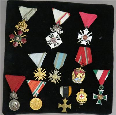 Konvolut von 10 Orden, Ehrenzeichen und Medaillen - Arte, antiquariato e gioielli