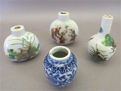 3 Snuffbottles und 1 kleine Vase 19./20. Jhdt. - Antiques, art and jewellery