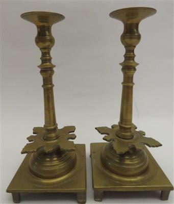 Paar Bronzeleuchter im Frühbarockstil, 19./20. Jahrhundert - Schmuck, Kunst und Antiquitäten