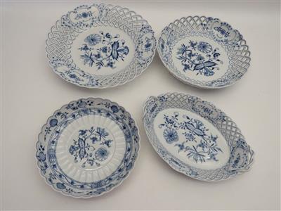 ovale und 3 runde Zwiebelmuster-Schalen, Meissen, 2. Hälfte 20. Jhdt. - Schmuck, Kunst und Antiquitäten