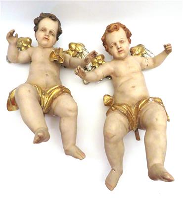 Paar geflügelte Altar (Aufsatz)-Engel im Stil des 18. Jahrhunderts, 20. Jahrhundert - Schmuck, Kunst und Antiquitäten