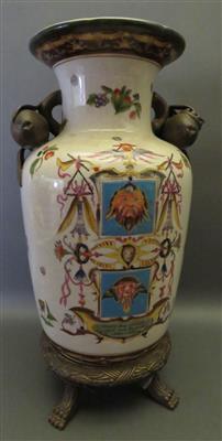 Neoklassizistische Vase - Schmuck, Kunst und Antiquitäten