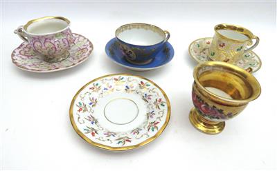 3 verschiedene Tassen mit Untertassen, 1 Tasse, 1 Untertasse, 19. Jahrhundert - Schmuck, Kunst und Antiquitäten