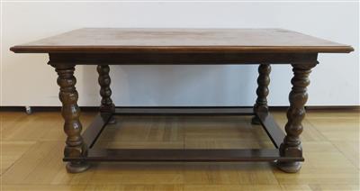 Niederer Tisch, unter Verwendung einer barocken Platte des 18. Jahrhunderts - Kunst, Antiquitäten und Schmuck