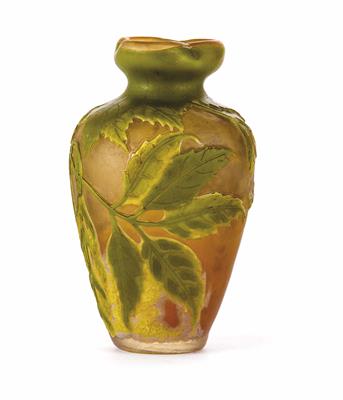 Kleine Vase mit Eschenahorn, Emile Gallé, Nancy um 1904/06 - Arte, antiquariato e gioielli