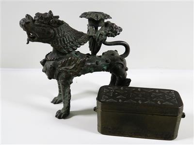 Kerzenhalter in Form eines Löwen-Drachen, China, 20. Jahrhundert - Umění a starožitnosti