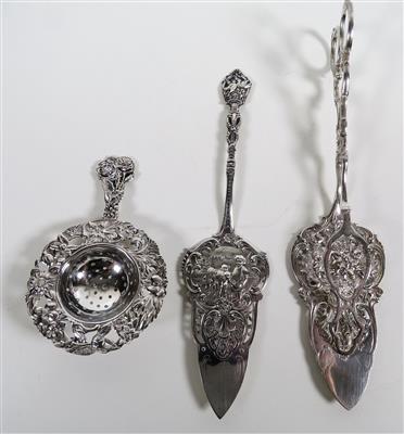 Teesieb, Mehlspeisenheber, Torten-/Kuchenheber mit Zange - Schmuck, Kunst & Antiquitäten