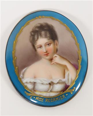 Große ovale Bildnis-Brosche "Madame Recamier", C. M. Hutschenreuther, Hohenberg, Anfang 20. Jahrhundert - Gioielli, arte e antiquariato