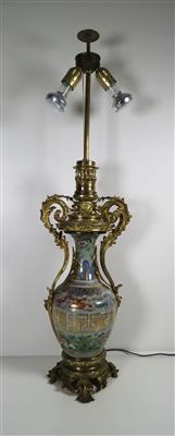 Tischlampe (ehemals Petroleumlampe) mit Bronze doré-Montierung, Ende 19. Jahrhundert - Klenoty, umění a starožitnosti