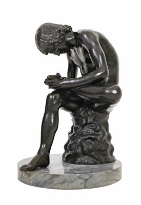 Bronzefigur 'Spinario', Replik nach dem sogen. kapitolinischen Dornauszieher, wohl 19. Jahrhundert - Klenoty, umění a starožitnosti