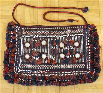 Gewirkte Tasche aus Afghanistan, entstanden um 1970 - Klenoty, umění a starožitnosti
