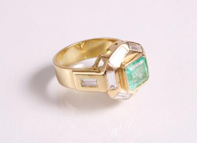 Diamant Smaragd Damenring zus. ca. 1,20 ct - Arte, antiquariato e gioielli
