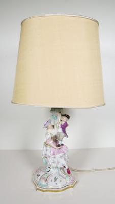Tischlampe unter Verwendung eines Meissener Leuchterfußes mit Gärtnerfiguren, - Mobili e interni