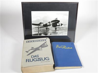 2 Bücher 1 Foto aus dem Bereich der Fliegerei - Automobilia