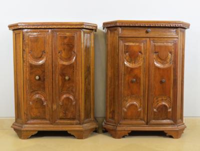 Paar kleine Kästchen, wohl Italien/Spanien unter Verwendung verschieden alter Teile - Möbel und Interieur
