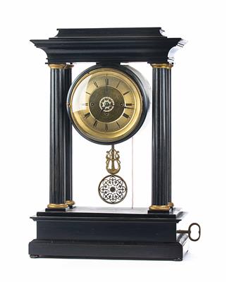 Große Biedermeier-Portaluhr um 1925, mit später hinzugefügtem Stiftwalzenspielwerk aus dem 19. Jhdt. - Collection Friedrich W. Assmann