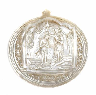 Klosterarbeit, Perlmutt-Medaillon, Italien, 2. Hälfte 19. Jahrhundert - Vánoční aukce - Stříbro, sklo, porcelán, Moderní grafika, koberce