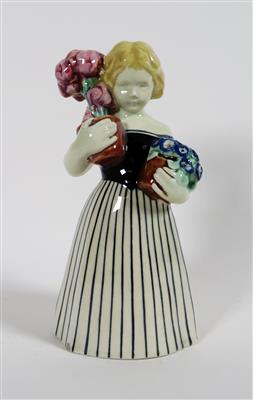 Mädchen mit Blumentöpfen, Wiener Kunstkeramische Werkstätte, um 1910/20 - Asta di Natale - Argenti, vetri, porcellane, incisione, militaria, tappeti