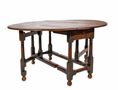 George I.-Klapptisch, sogen. Gateleg Table, England, um 1700 - Osterauktion