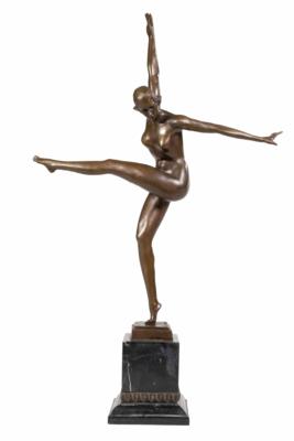 Art Deco Tänzerin nach Demetr Haralamb Chiparus - Advent Auction