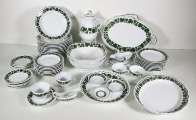 Speise- und Kaffeeserviceteile, Meissen, um 2. Viertel 20. Jahrhundert - Porcelain, glass and collectibles